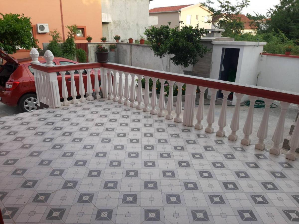 Apartments Todor Bar Bagian luar foto