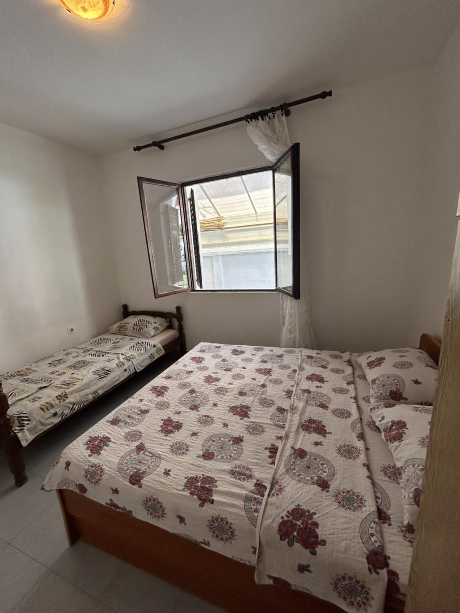 Apartments Todor Bar Bagian luar foto