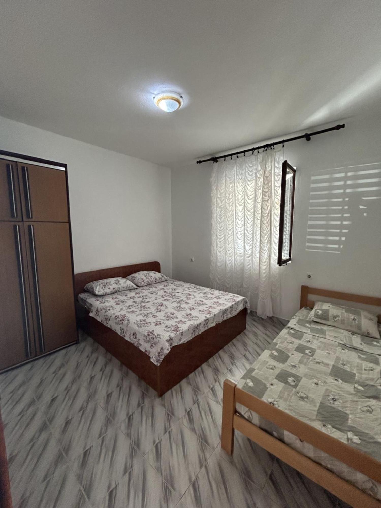Apartments Todor Bar Bagian luar foto